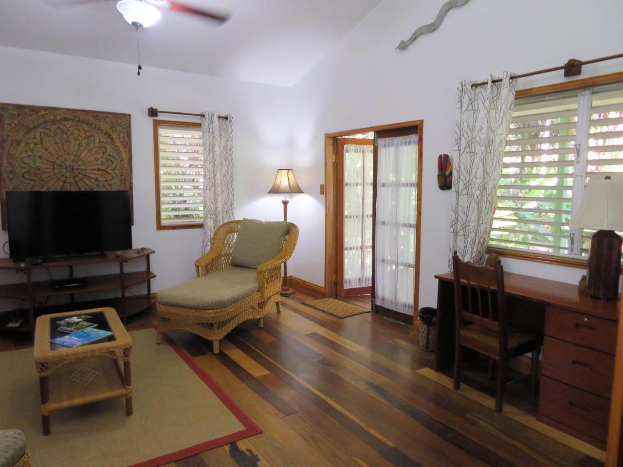 Hickatee Cottages, Belize, Central America Punta Gorda Esterno foto